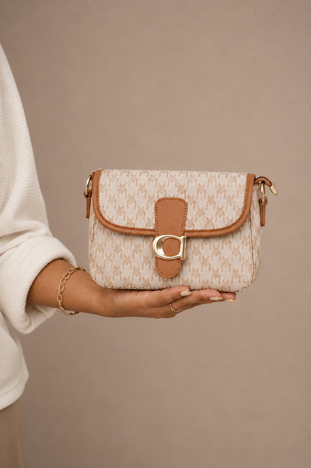 Elara Patterned Crossbody Bag