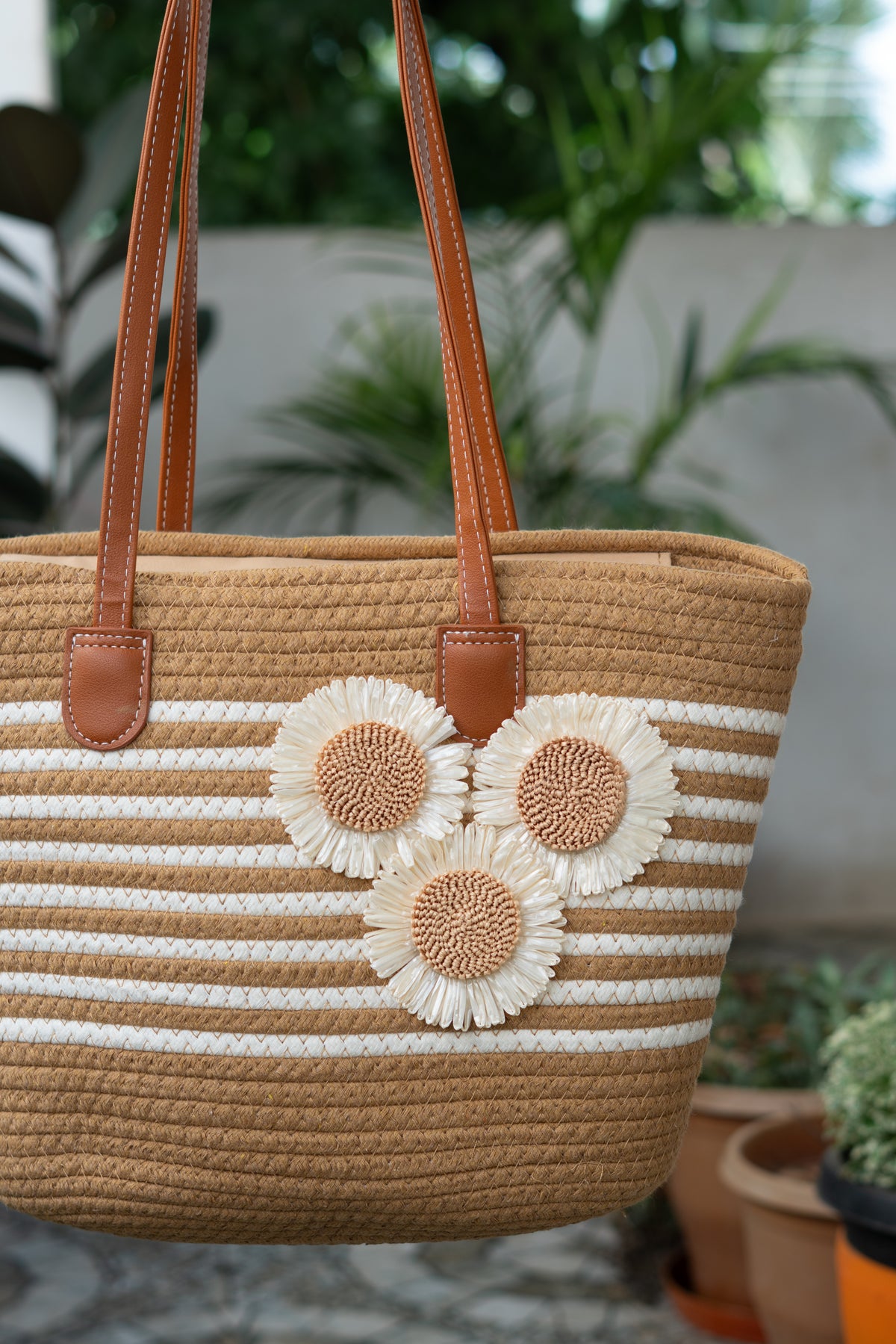 Daisy Coast Jute Tote Bag